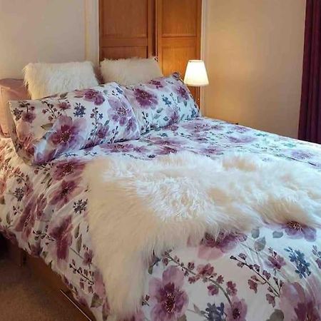 Boutique Cottage In The Heart Of Buxton Town Buitenkant foto