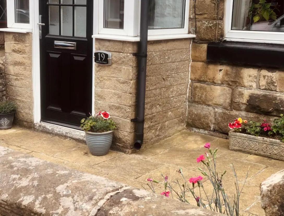 Boutique Cottage In The Heart Of Buxton Town Buitenkant foto